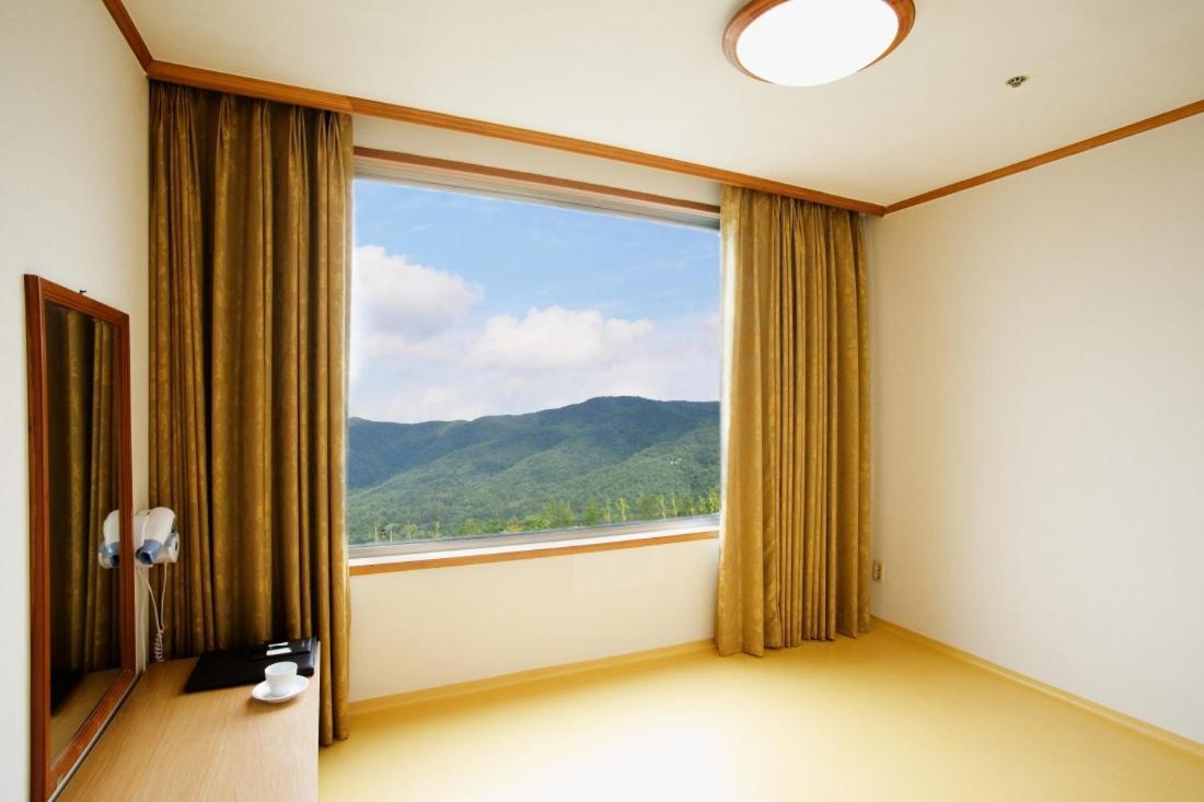 Wellihilli Park Resort Hoengseong Exteriér fotografie